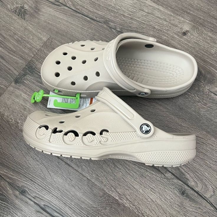 CROCS  Men Baya Clogs (Brown)