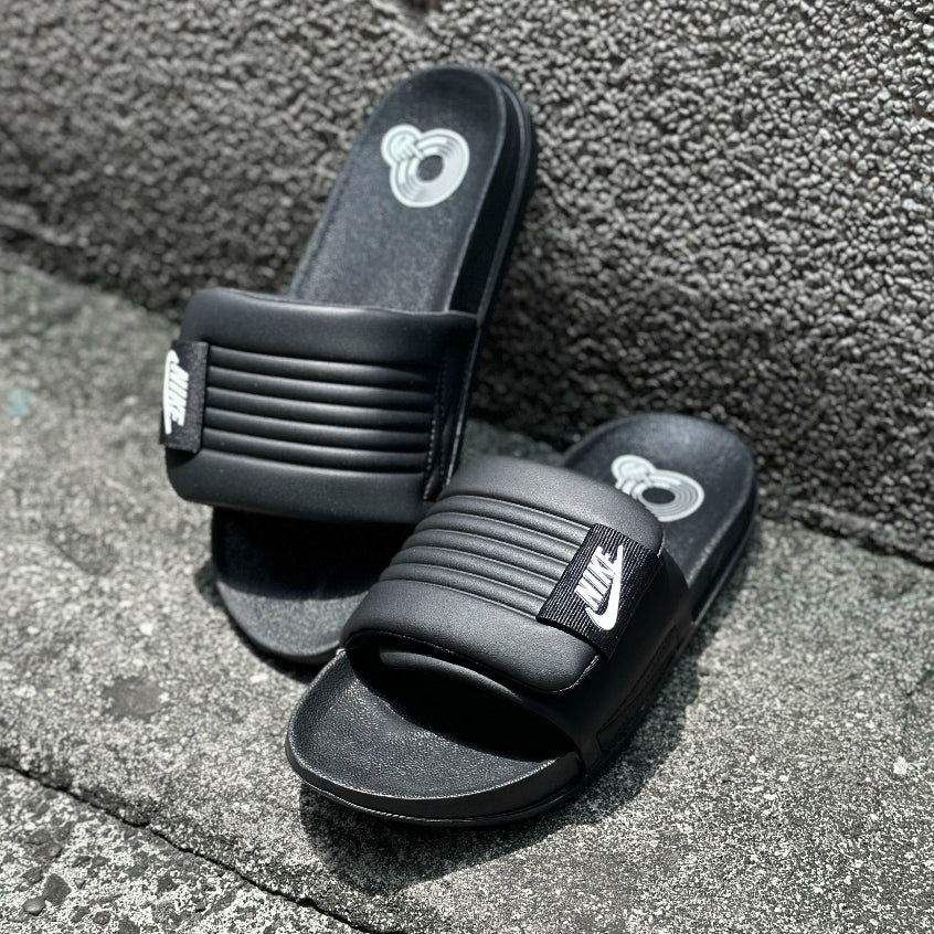 Nike Off-Court Adjust Slides (Complete Black)
